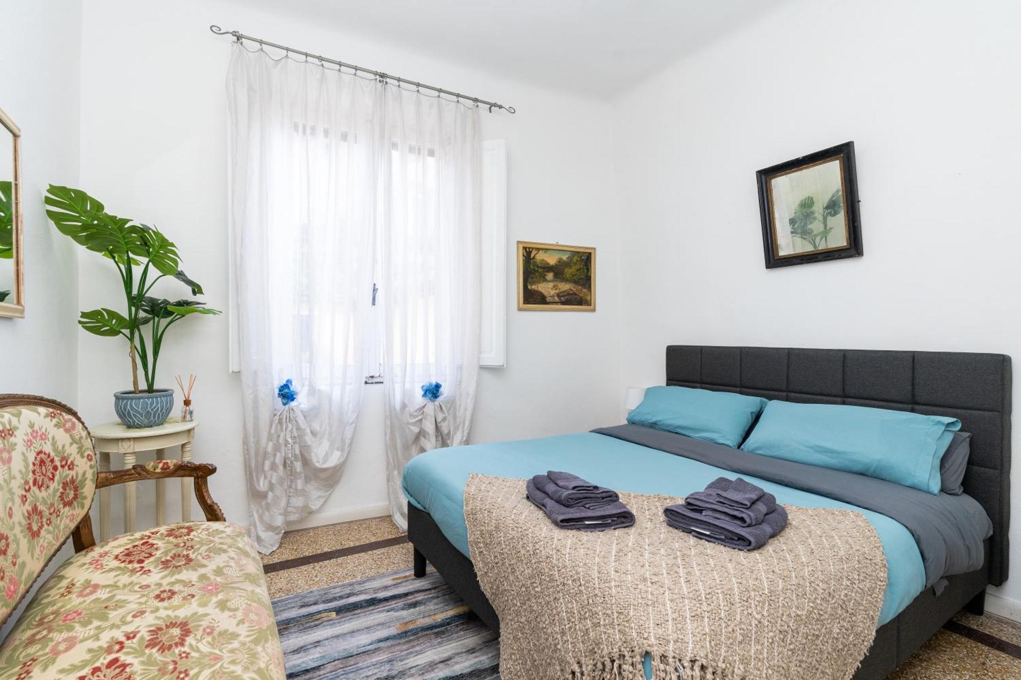 Historic Apt In The Center Of Lucca With Balcony Daire Dış mekan fotoğraf